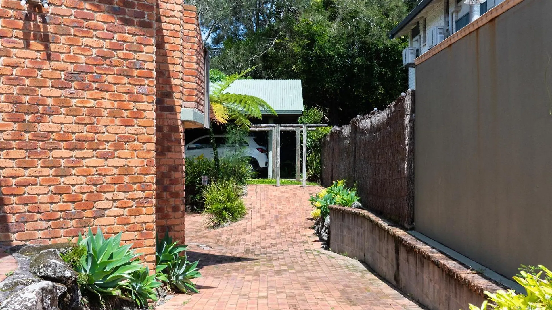 Surfers Rest Daire Byron Bay